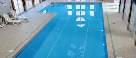 Inomhuspool och uppvärmd pool