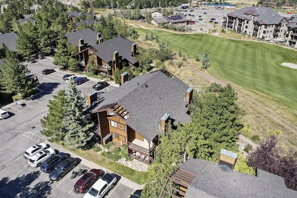 Welcome to Red Pine Rendezvous