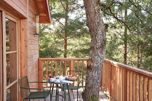 Cabin | Terrace/patio