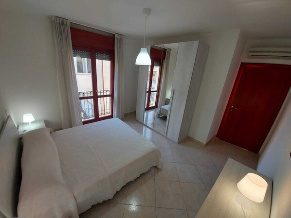 2 Schlafzimmer, Bügeleisen/Bügelbrett, kostenloses WLAN, Bettwäsche