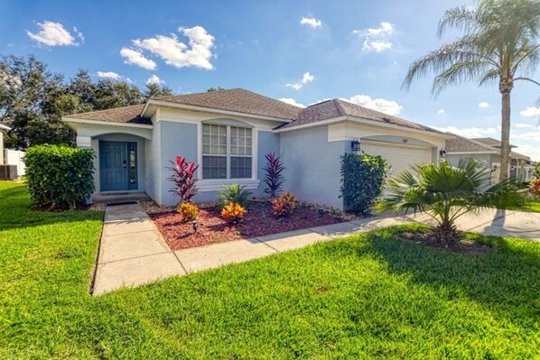 House, 4 Bedrooms | Exterior - The Cozy Home @ Southern Dunes 4 Bedroom Home by Redawning (Haines City)