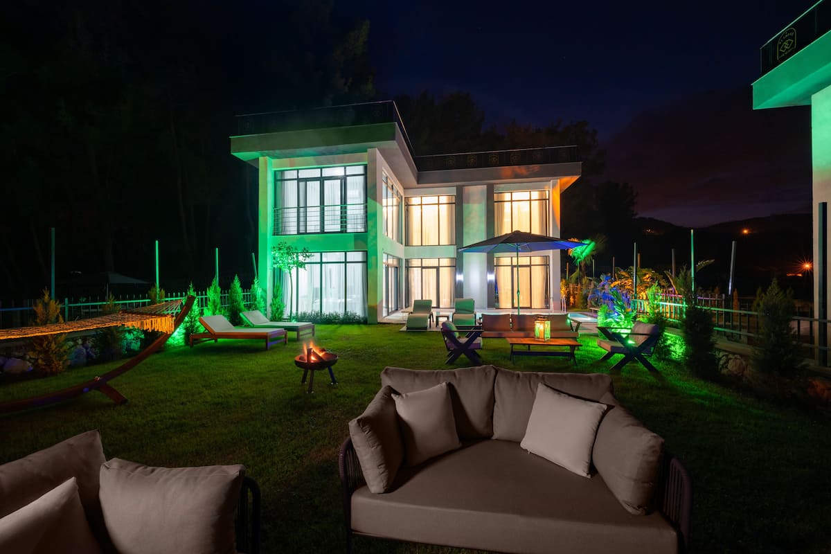 Premium-Villa, 3 Schlafzimmer, Poolzugang, Bergblick | Hochwertige Bettwaren, kostenlose Minibar, Zimmersafe