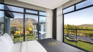 Premium Villa, 3 Bedrooms, Pool Access, Mountain View | 1 bedroom, premium bedding, free minibar, in-room safe