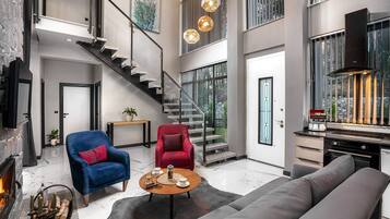 Premium Villa, 3 Bedrooms, Pool Access, Mountain View | 1 bedroom, premium bedding, free minibar, in-room safe