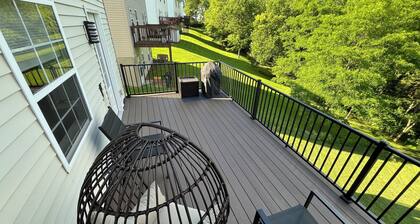 Clean 3 bedroom, 2.5 bathroom townhouse within minutes of the Ark Encounter!