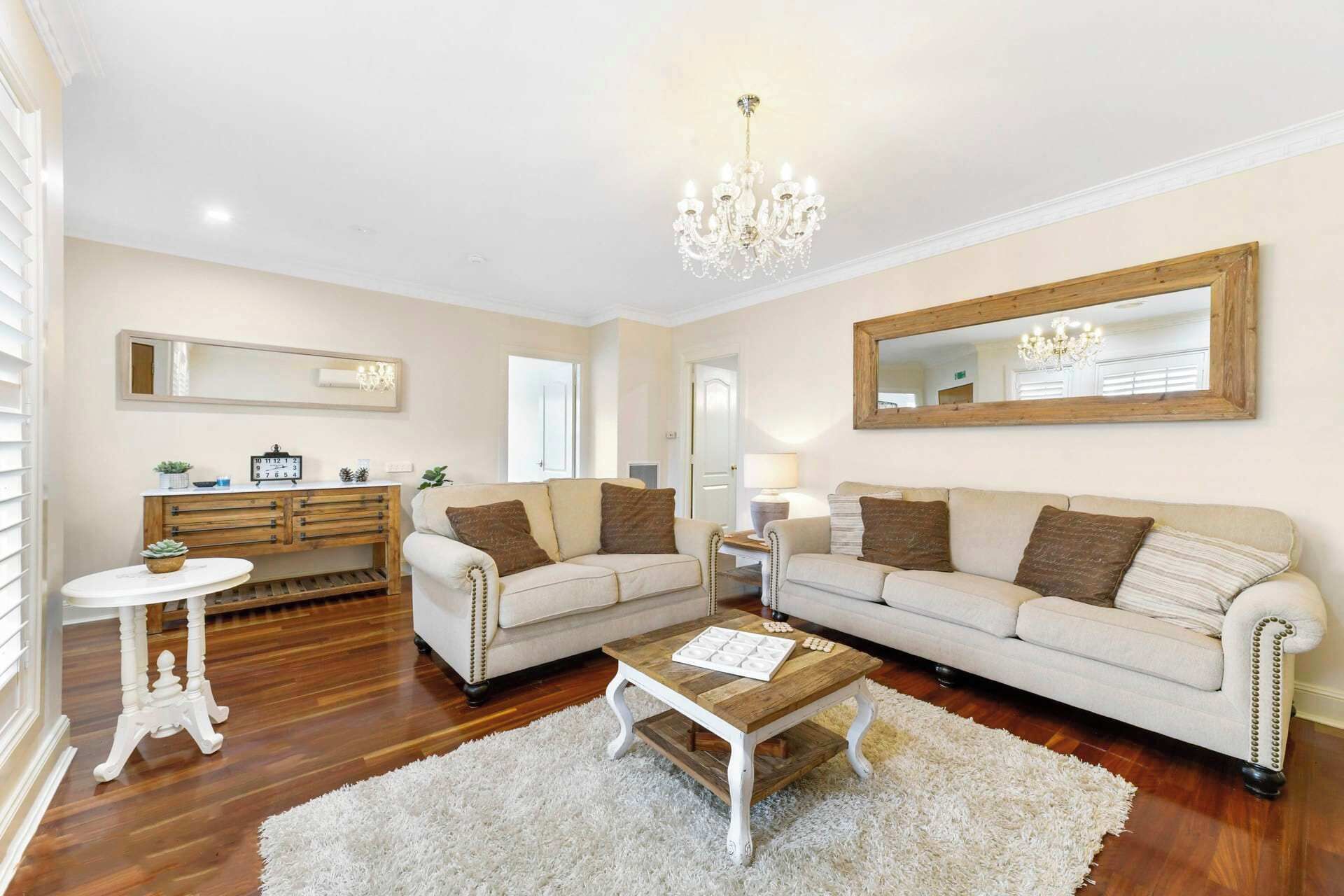 TV, DVD player, offices