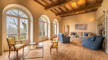 Suite presidencial, vista a la alberca | 1 habitación, sábanas italianas Frette y ropa de cama de alta calidad