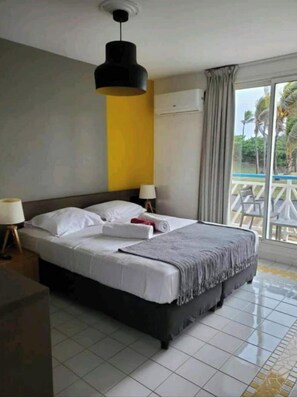 1 habitación y ropa de cama 