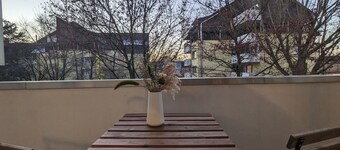 Stylish apartment for 6 people | Close to the train station and the city center