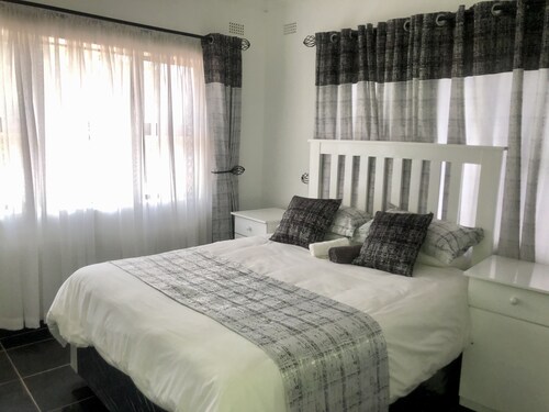 1 bed apartment in Mount Pleasant Heights - 2014