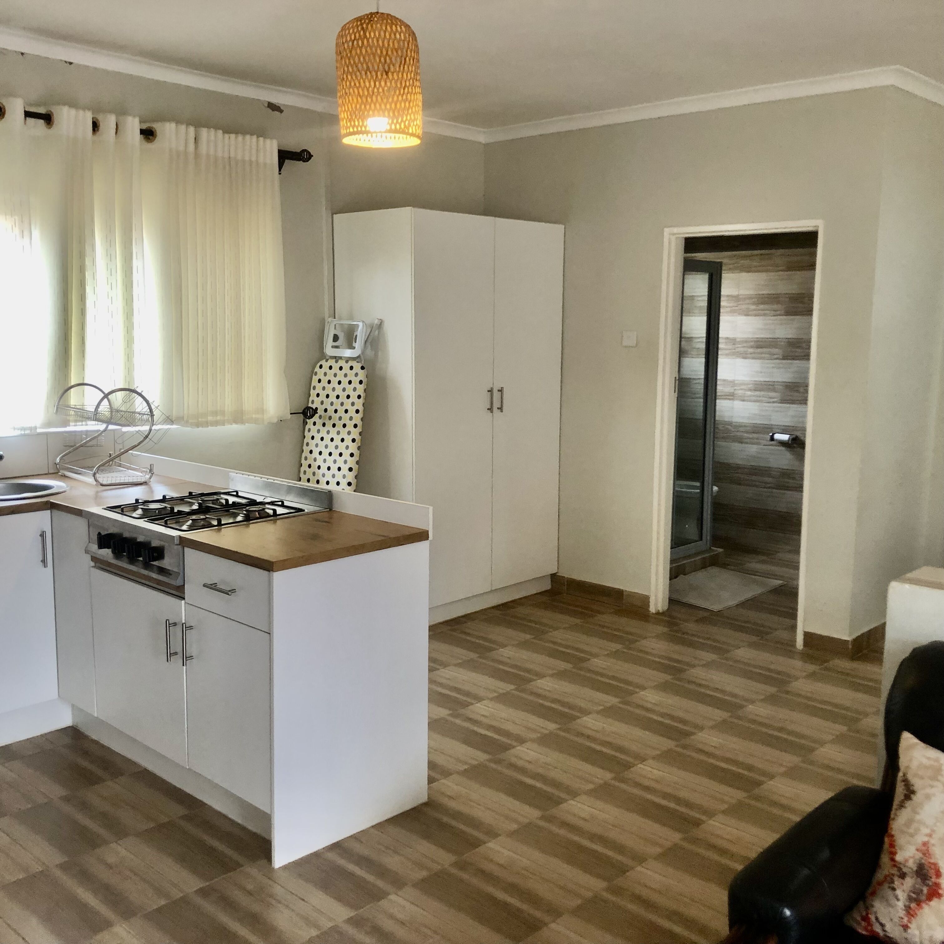 Refrigerador, microondas y tostadora 