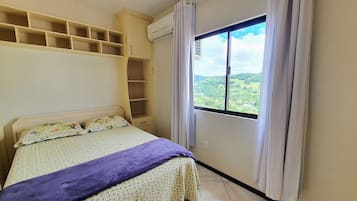 Family Apartment, 2 Bedrooms, Balcony, Mountain View