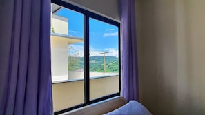 Family Apartment, 2 Bedrooms, Balcony, Mountain View