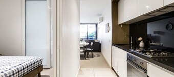 A Homely Apt Next to The Grand Prix, FREE Parking
