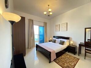 Deluxe Apartment | 1 bedroom, in-room safe, individually decorated, individually furnished - Lux BnB Elite Residences I Golf Course Views (Dubai)