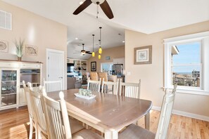 Dining - Another Day In Paradise: 4-Min Walk to the Beach! (Kill Devil Hills)