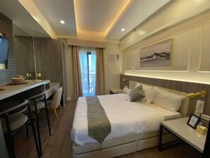 1 bedroom, desk, iron/ironing board, free WiFi