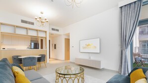 全景公寓 | 起居區 | 55-吋智慧型電視、有線頻道、電視、Netflix