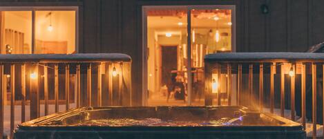 مغطس سبا خارجي