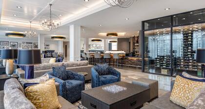 Cambria Hotel Austin Uptown Near The Domain