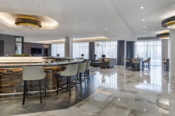 Restaurant at Cambria Hotel Austin Uptown Near The Domain