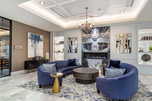 Lobby - Cambria Hotel Austin Uptown Near The Domain (Austin)