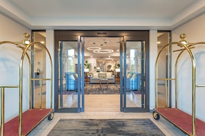 Hallway - Pestana Orlando Suites - Lake Buena Vista (Orlando)