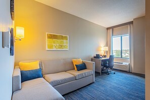 Literie hypoallergénique, minibar, coffres-forts dans les chambres