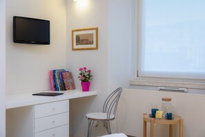 Interior - Charming studio apartment at Via Nazionale (Roma)