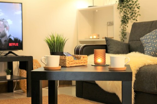 Ty Glas Mews (2 beds)