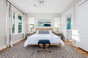 4 bedrooms, iron/ironing board, free WiFi, bed sheets - Family-Friendly Luxury in BMB – Bikes Included, Golf Cart Available (Santa Rosa Beach)