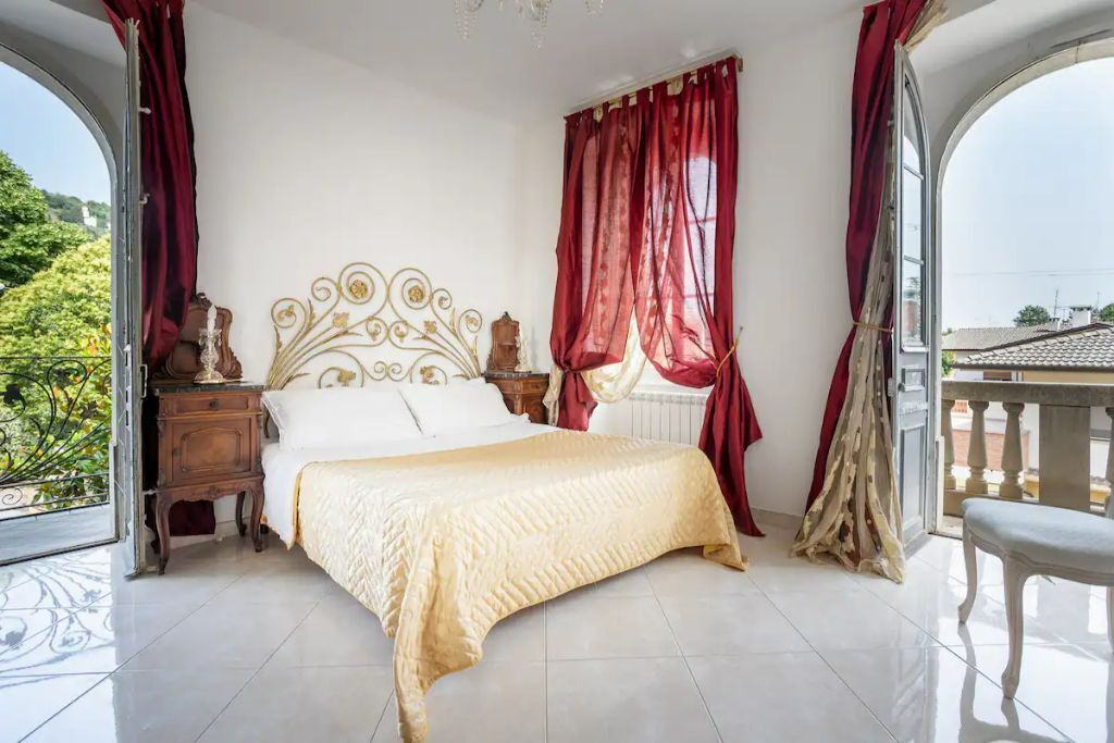 4 bedrooms, desk, iron/ironing board, free WiFi