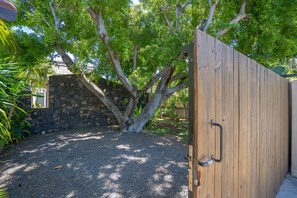 Property grounds - SAINT GILLES LES BAINS, Waterfront, lagoon 4 **** House LE RECIF (Saint-Gilles les Bains)