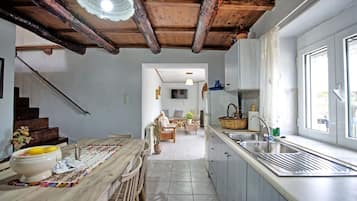 Kühlschrank, Ofen, Herdplatte, Geschirrspüler