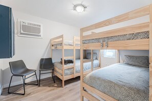 2 chambres, accès au Wi-Fi (inclus)