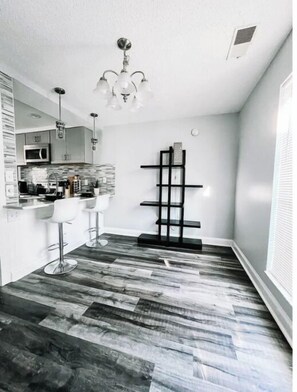 Fridge, microwave, oven, stovetop - Welcome to Risa! (Mt. Juliet)