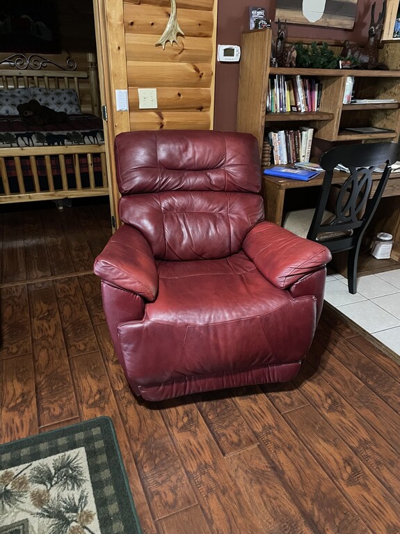 Trails End Cabin- 10 Min- Silver Dollar City; 15 Min- Branson; New Tiled Showers - Table Rock Lake