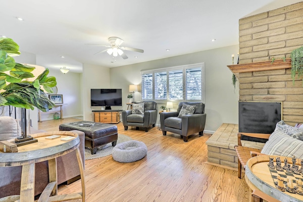 Petaluma Vacation Rental | 3BR | 2BA | 1,628 Sq Ft | 2 Stairs to Access