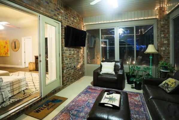 3 bedrooms, WiFi