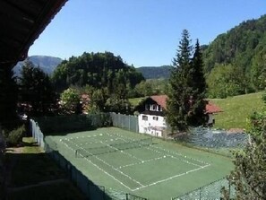 House Falkenberg - tennis court