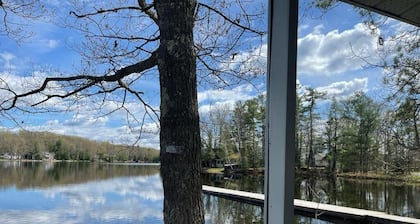 The Shearer - 3-Bedroom Waterfront Cottage