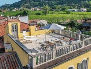 Outdoor dining - Merlot Apartment [Villa Beatrice 1836] (Cormons)