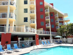 A heated pool - Slow M'Ocean Penthouse - Treasure Island, FL 🌴 (Treasure Island)