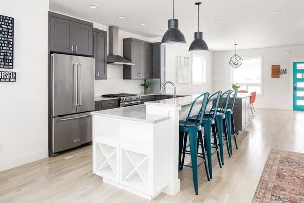 Fridge, microwave, oven, dishwasher