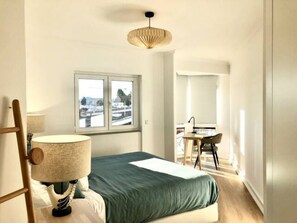 2 bedrooms, desk, iron/ironing board, travel cot