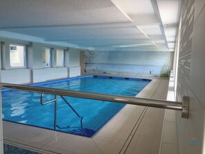 Indoor pool, a heated pool - Haus Nautic Döse Wohnung 214 (Cuxhaven)
