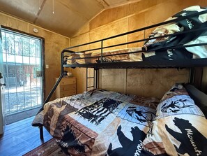 2 dormitorios, wifi gratis, ropa de cama