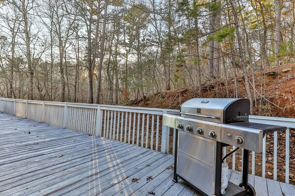 Unclassified image, 1 of 29, button