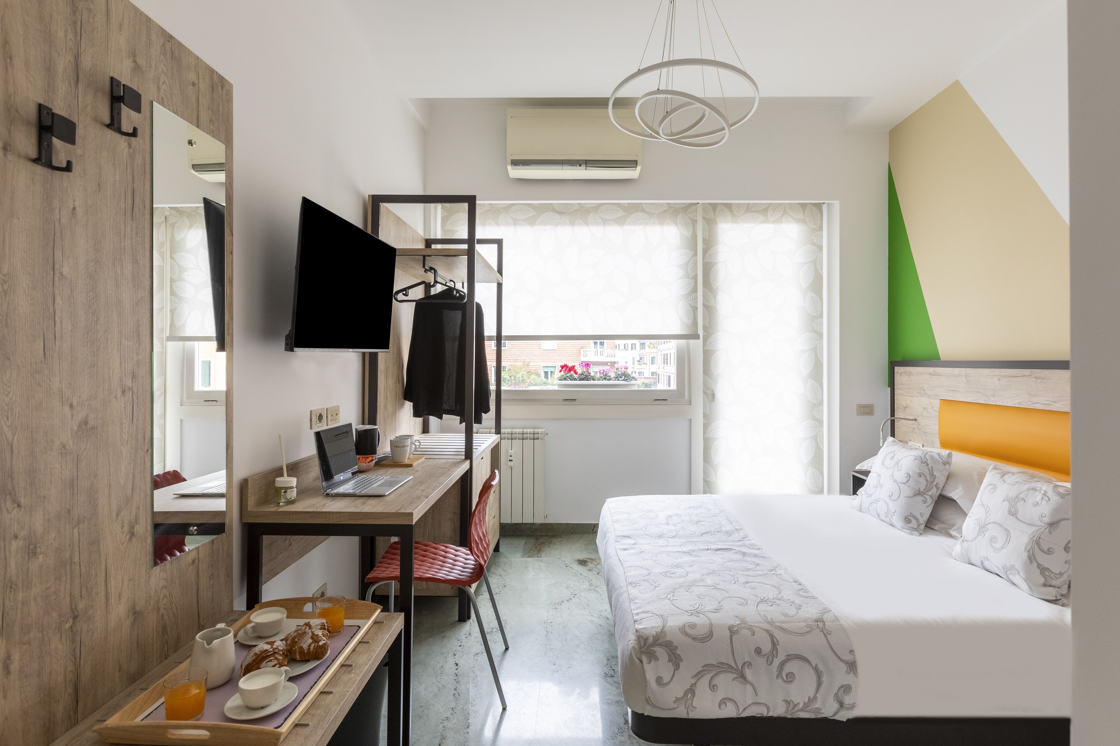 Wi-Fi gratuit, draps fournis