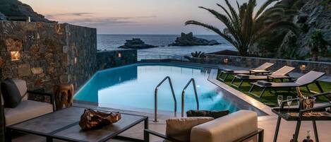 Villa, Smoking | 9 bedrooms